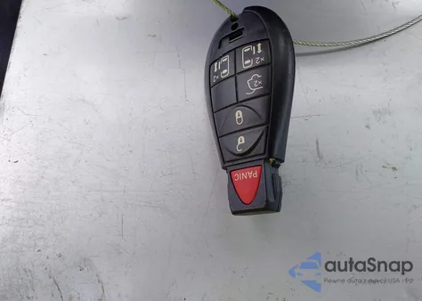 2014 Chrysler Town & Country Touring из США, поврежденный, VIN 2C4RC1BG1ER225555